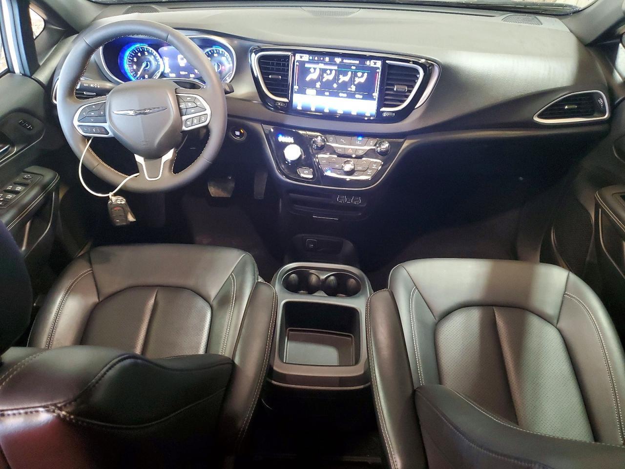 2025 CHRYSLER Pacifica
