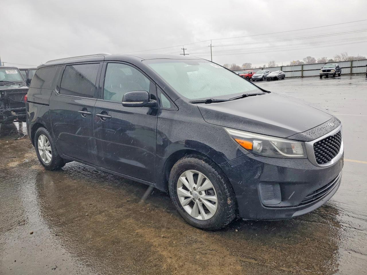 2015 KIA SEDONA