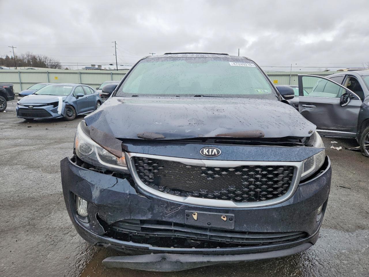 2015 KIA SEDONA