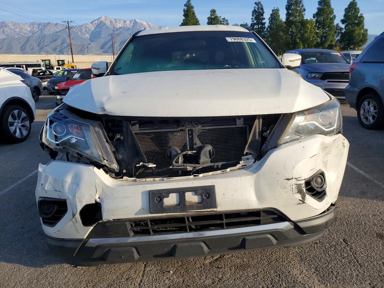 2018 NISSAN PATHFINDER