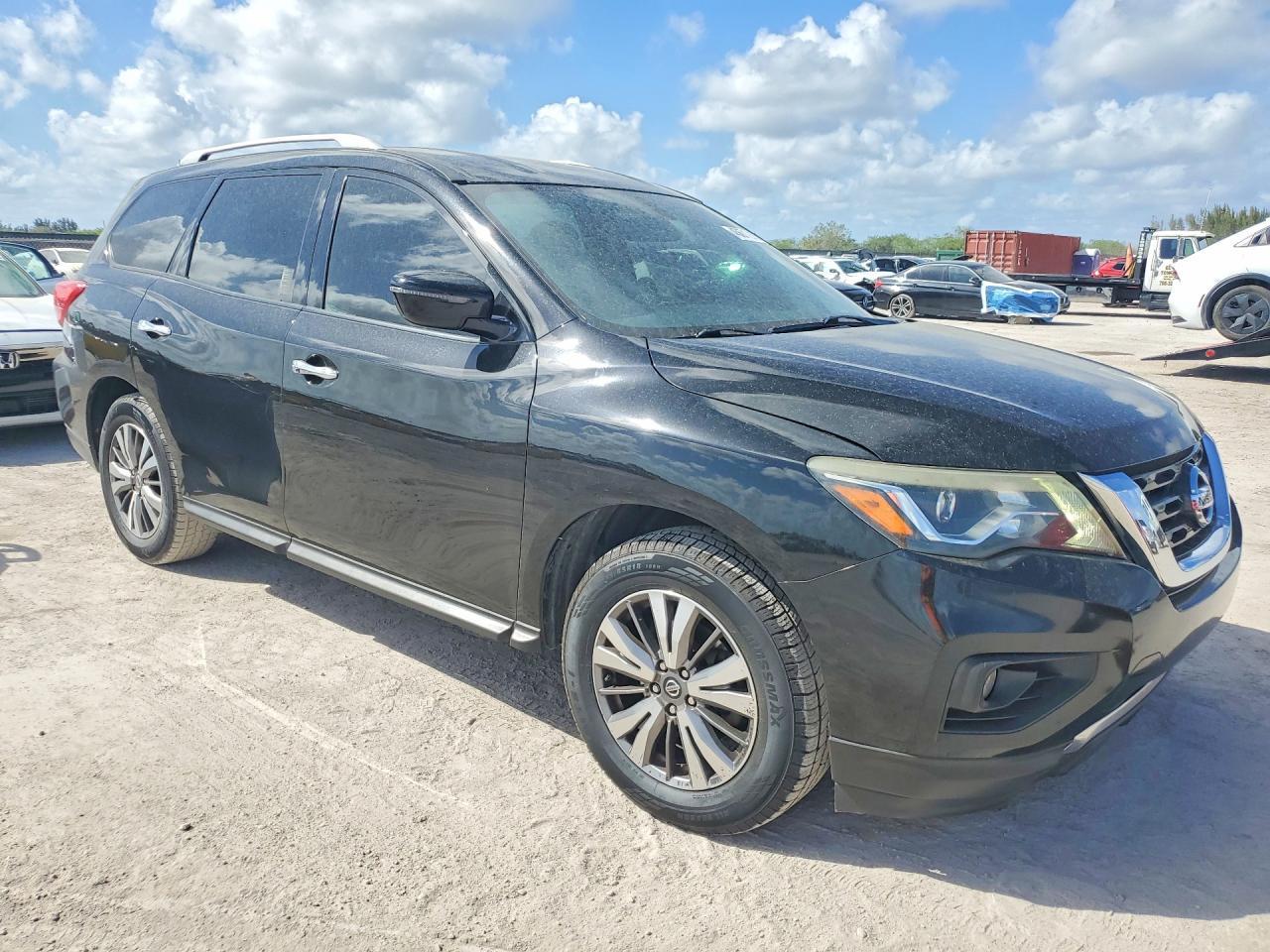 2018 NISSAN PATHFINDER