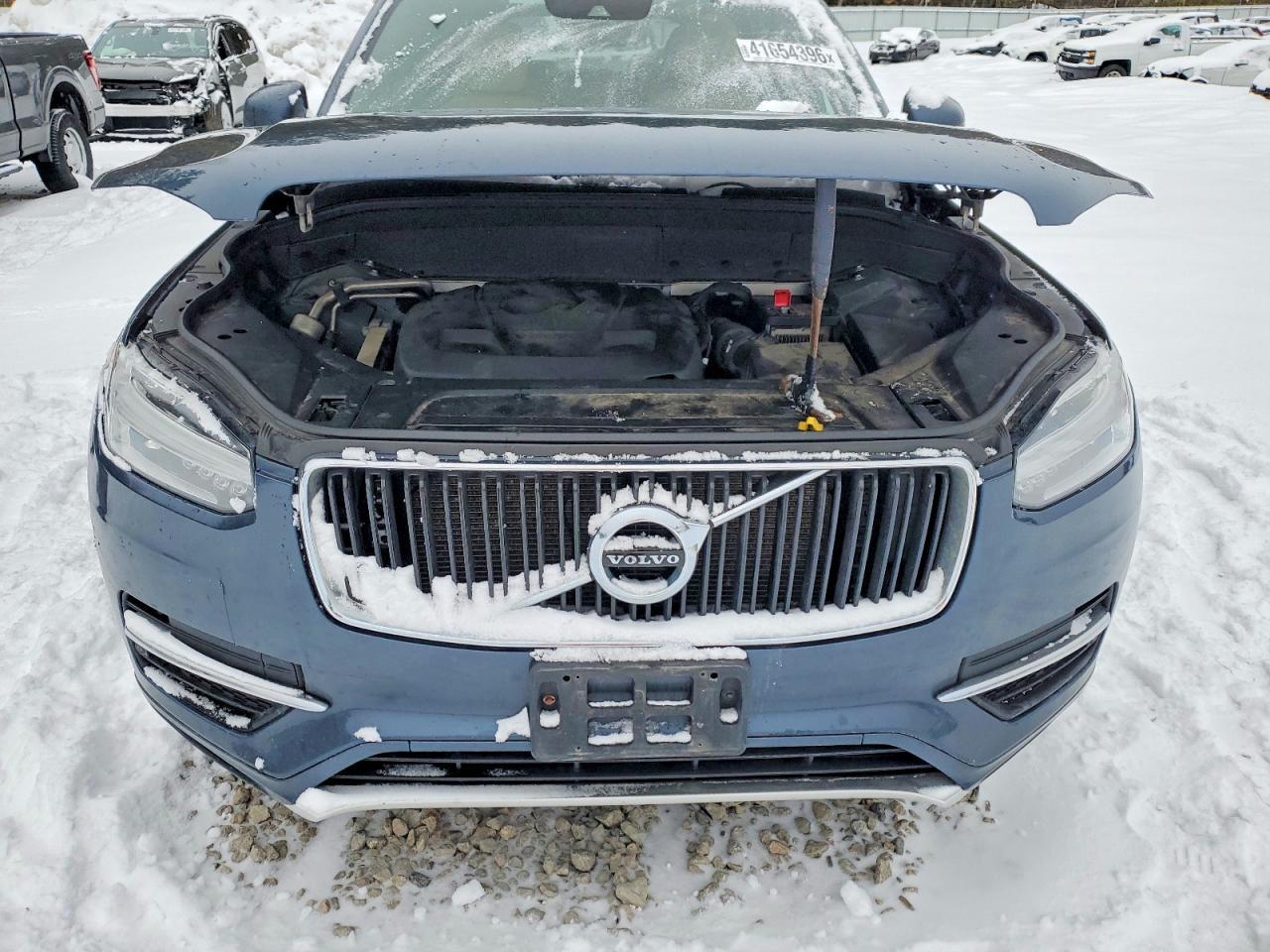 2019 VOLVO XC90