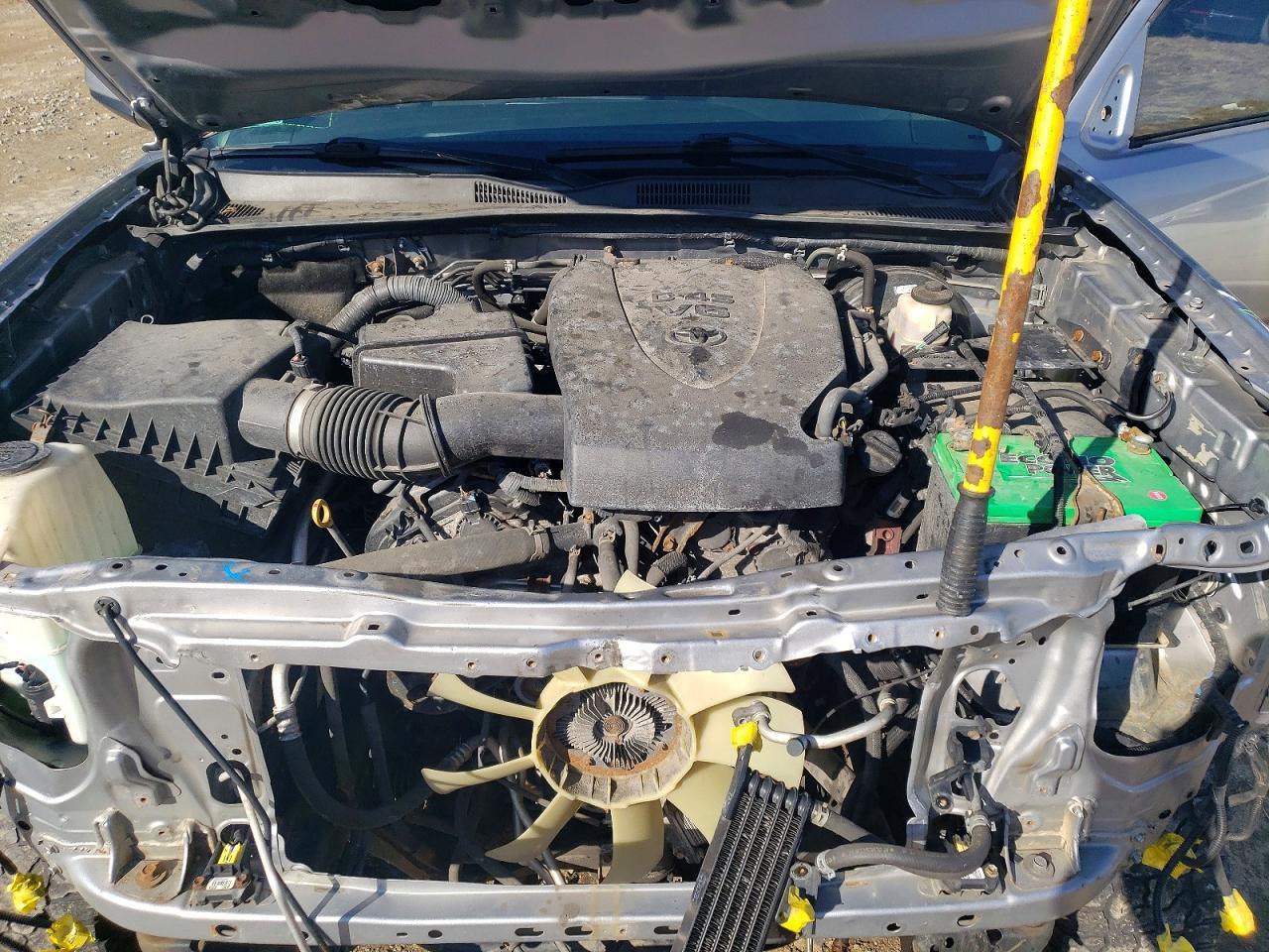 2016 TOYOTA TACOMA