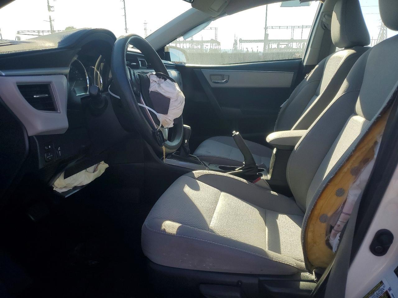 2015 TOYOTA COROLLA