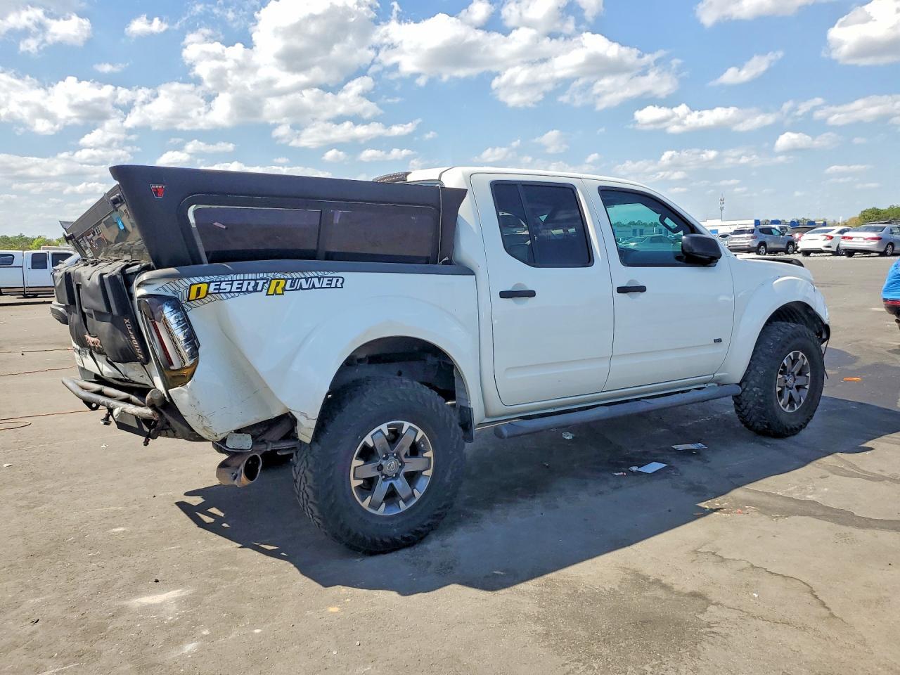 2016 NISSAN Frontier