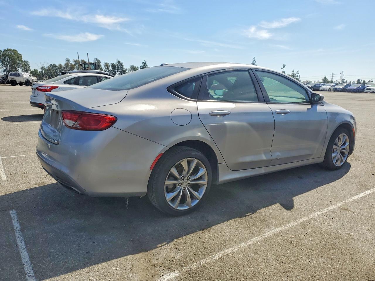 2015 CHRYSLER 200