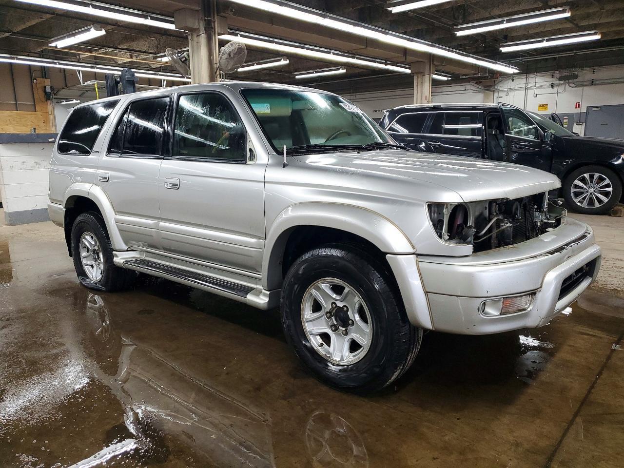2002 TOYOTA 4Runner