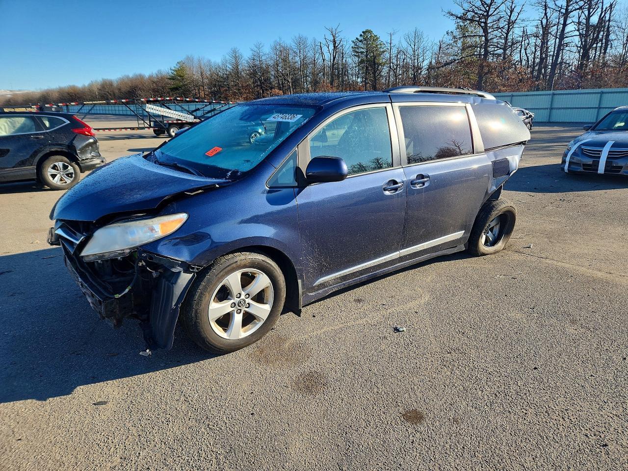 2018 TOYOTA SIENNA