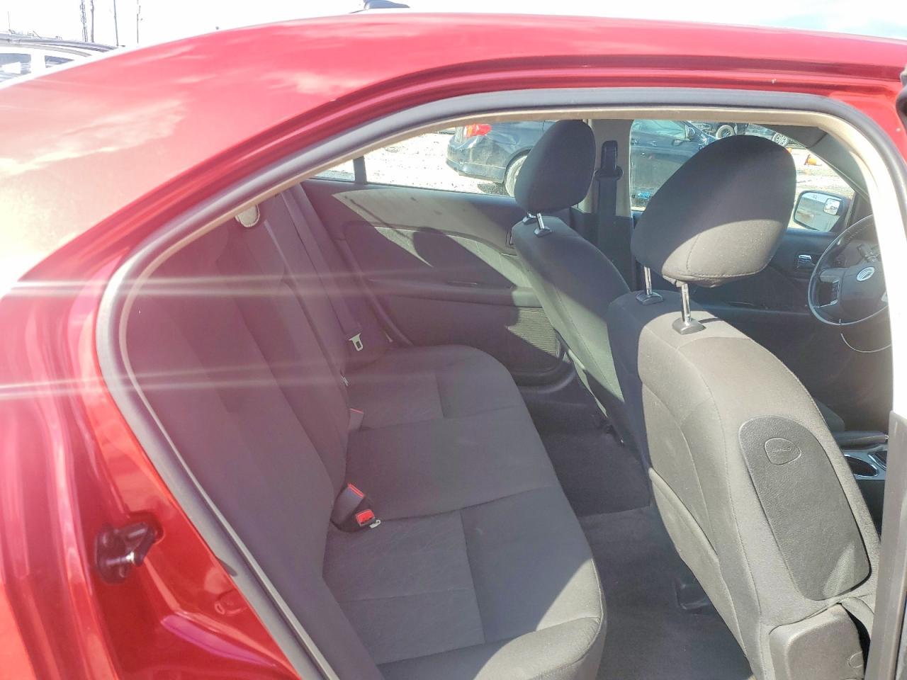 2010 MERCURY Milan