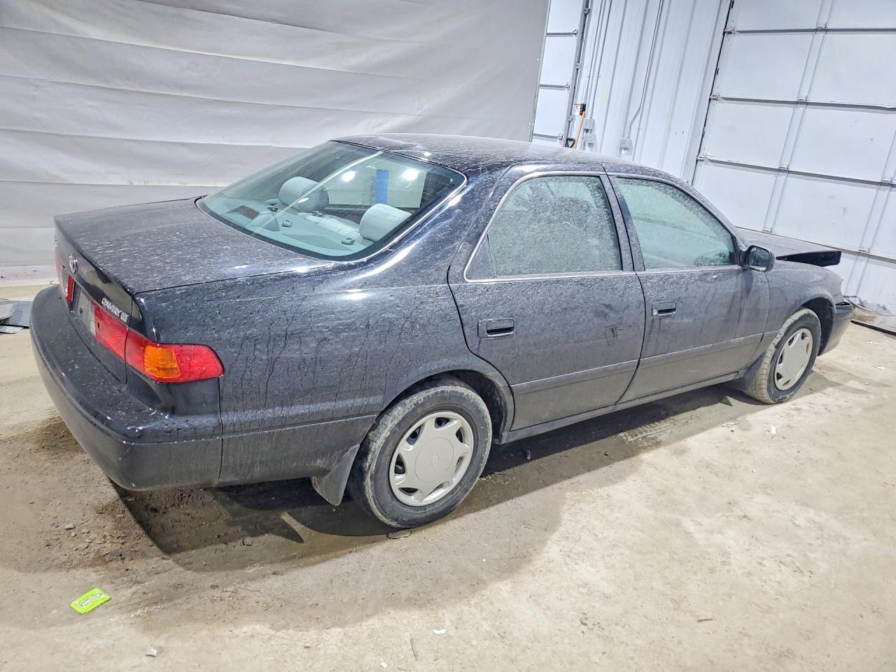 2000 TOYOTA CAMRY