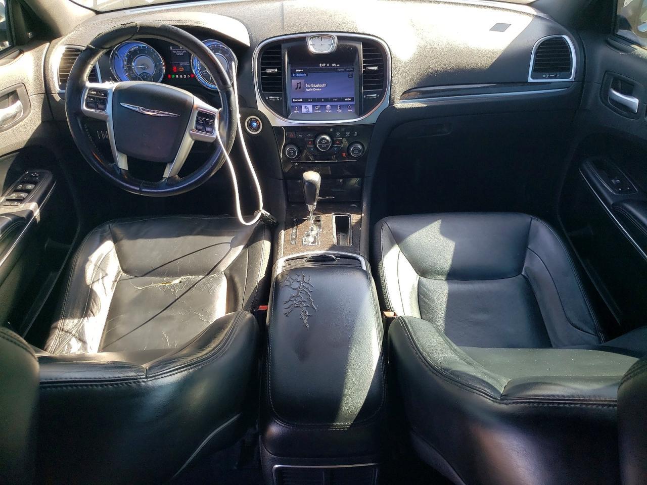 2011 CHRYSLER 300