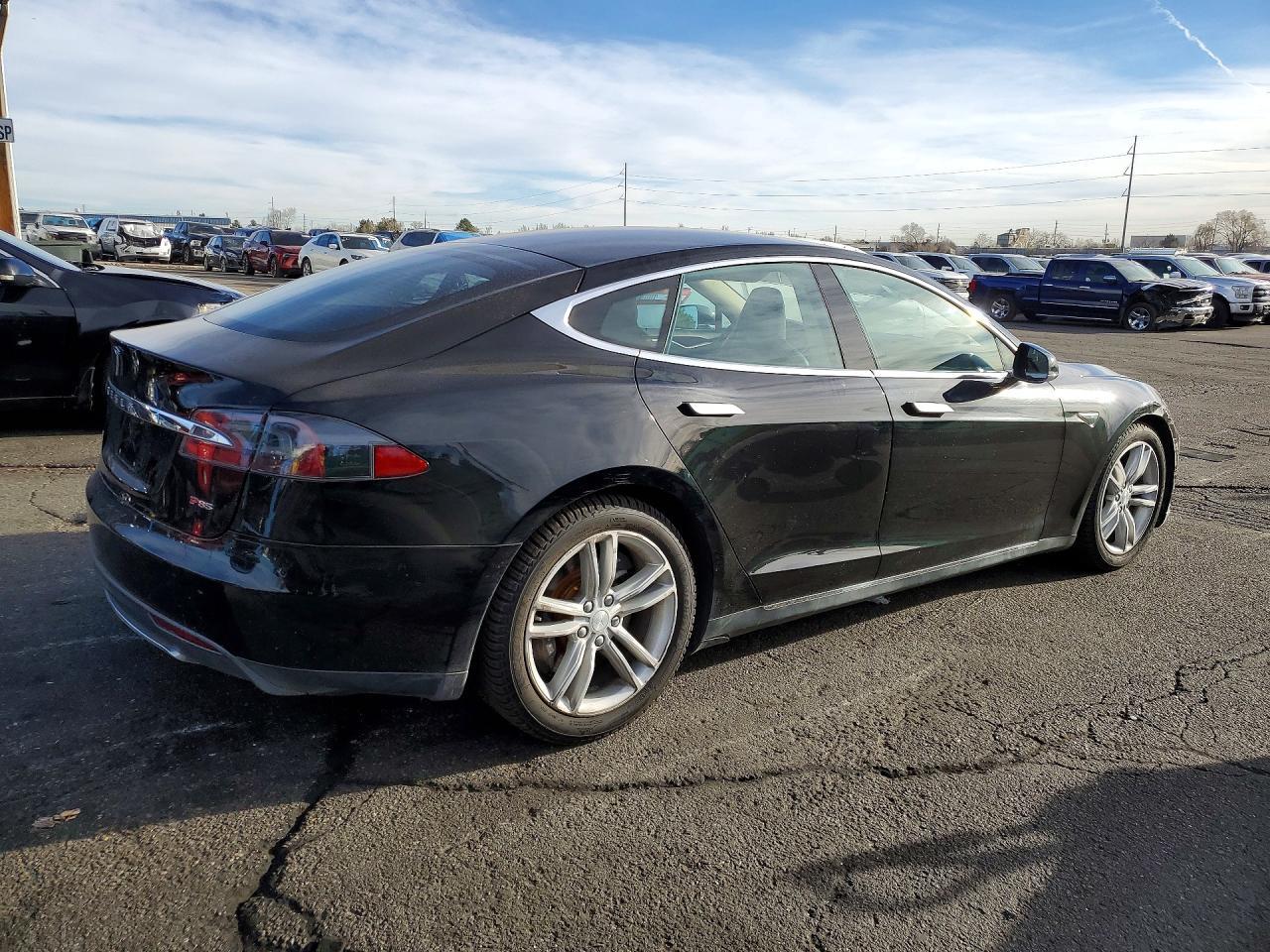 2013 TESLA MODEL S