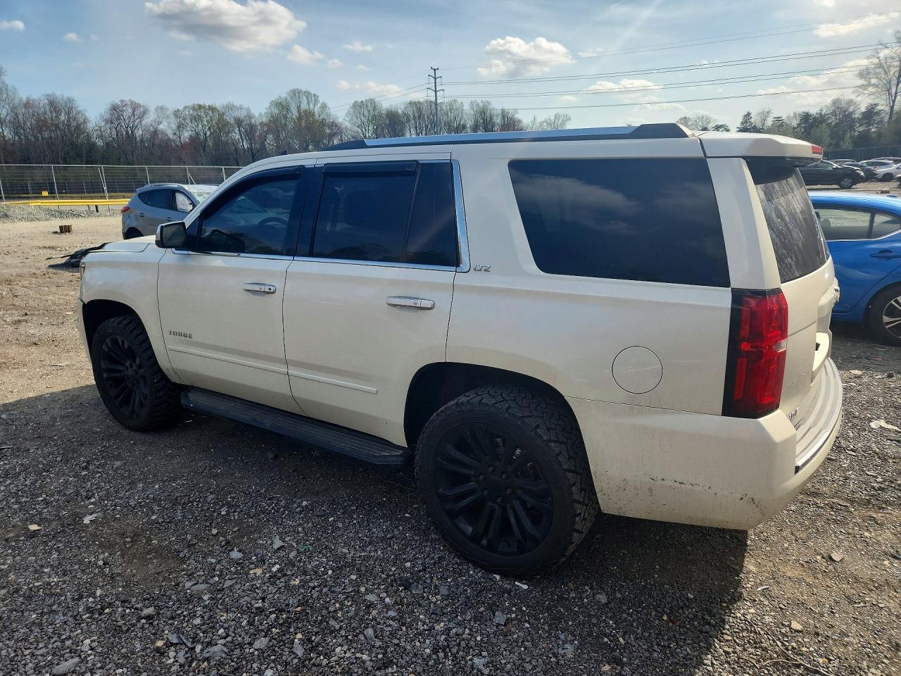 2015 CHEVROLET Tahoe
