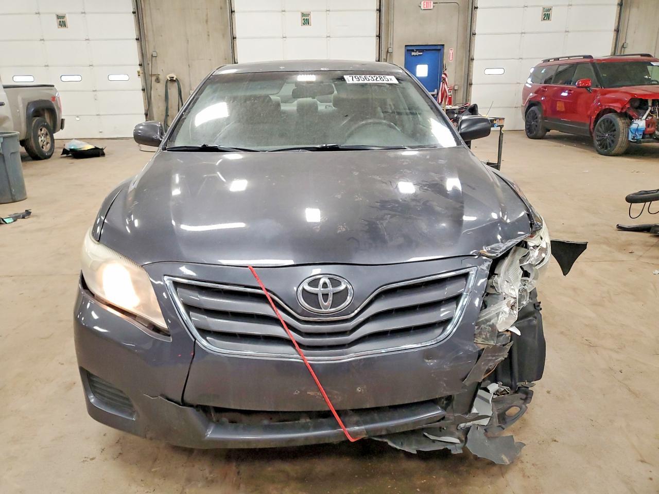 2010 TOYOTA CAMRY
