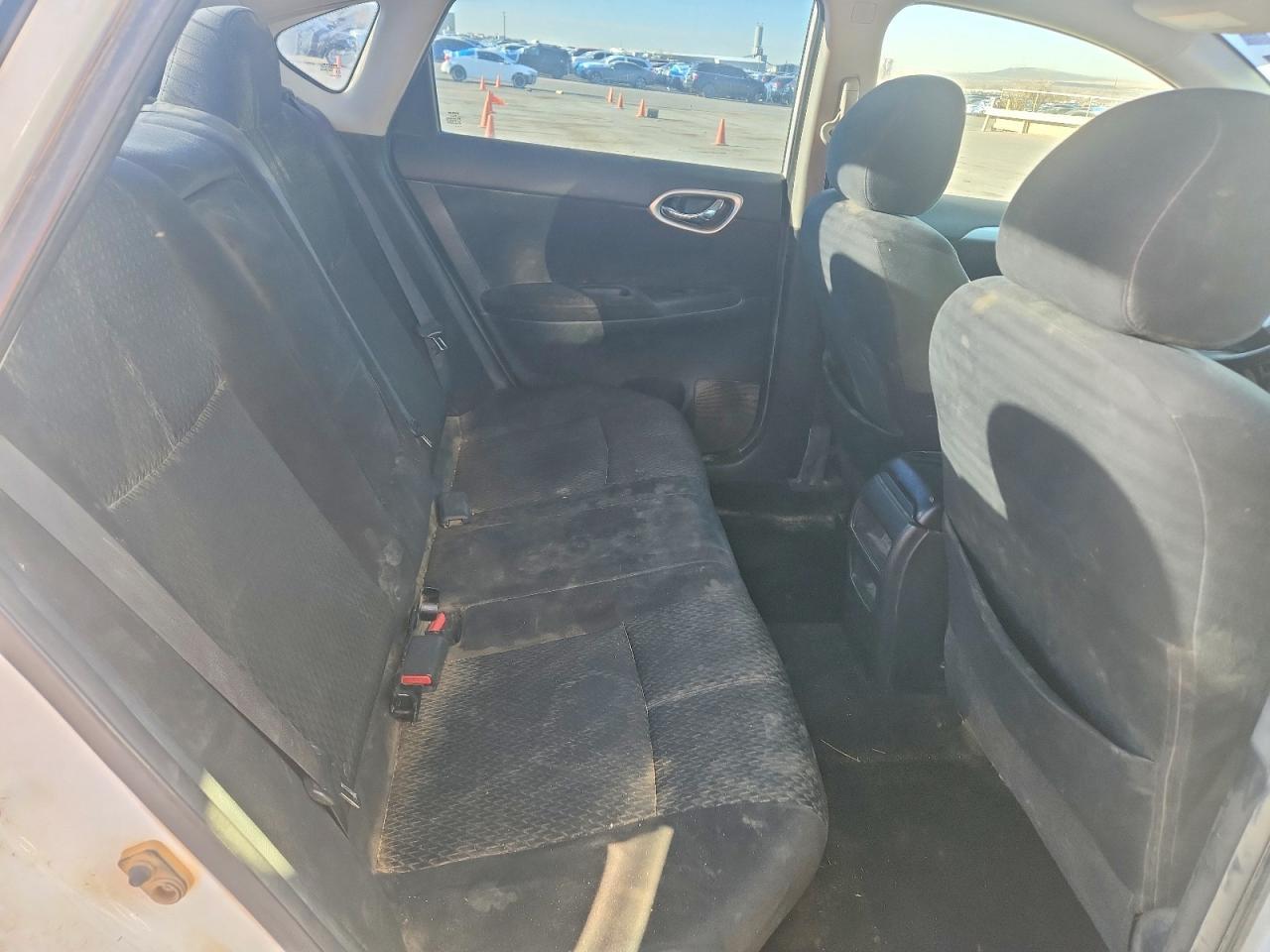 2015 NISSAN SENTRA