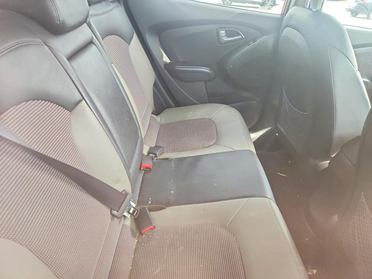 2012 HYUNDAI TUCSON