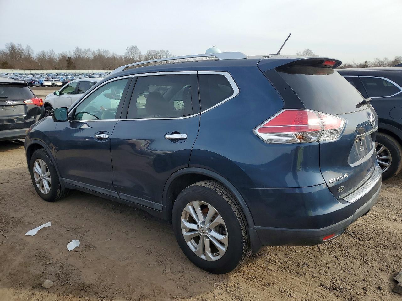 2015 NISSAN ROGUE