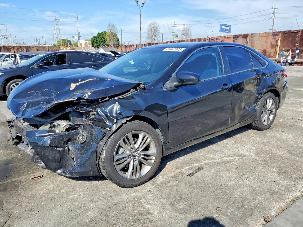 2016 TOYOTA CAMRY