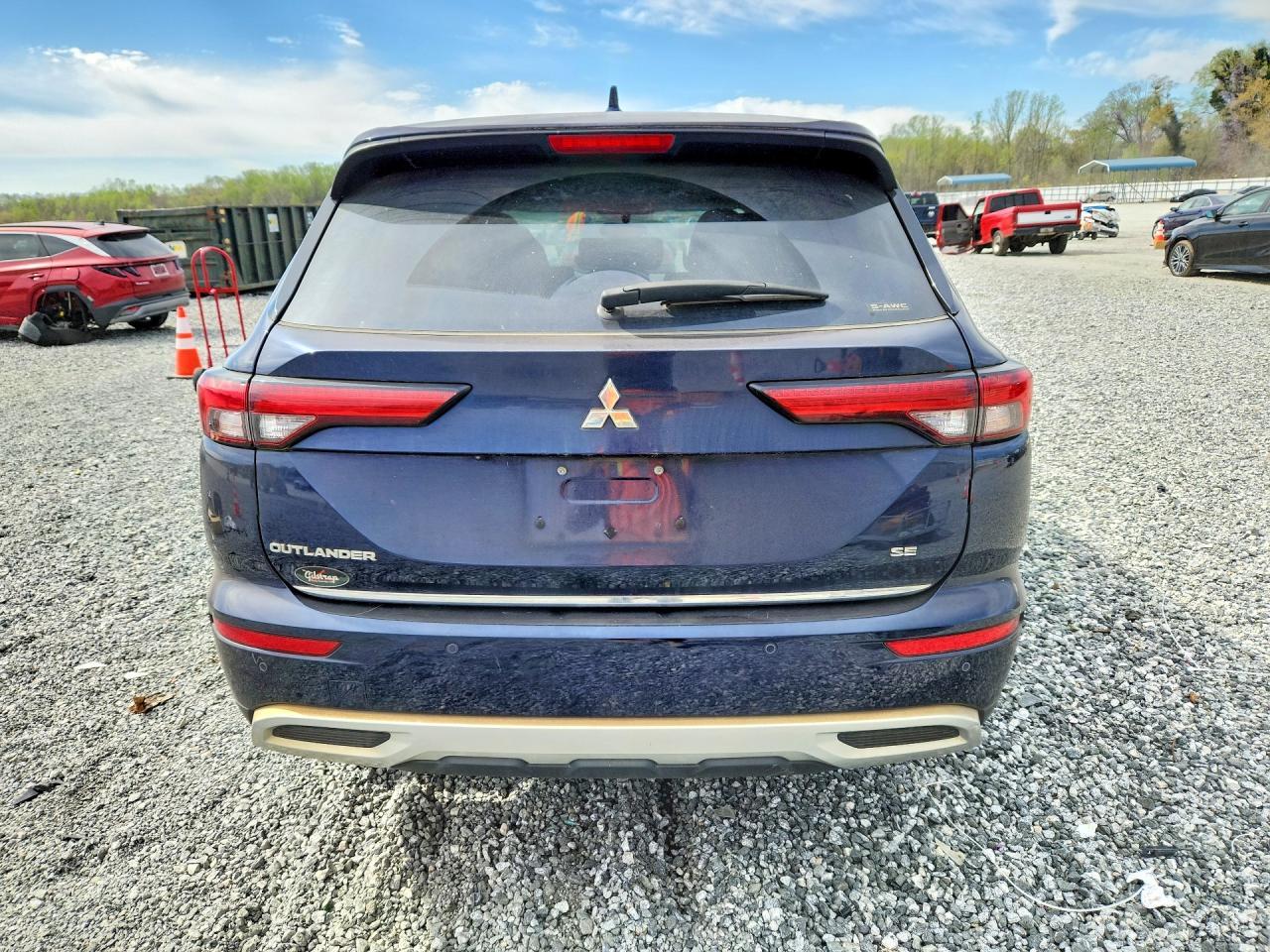 2022 MITSUBISHI outlander