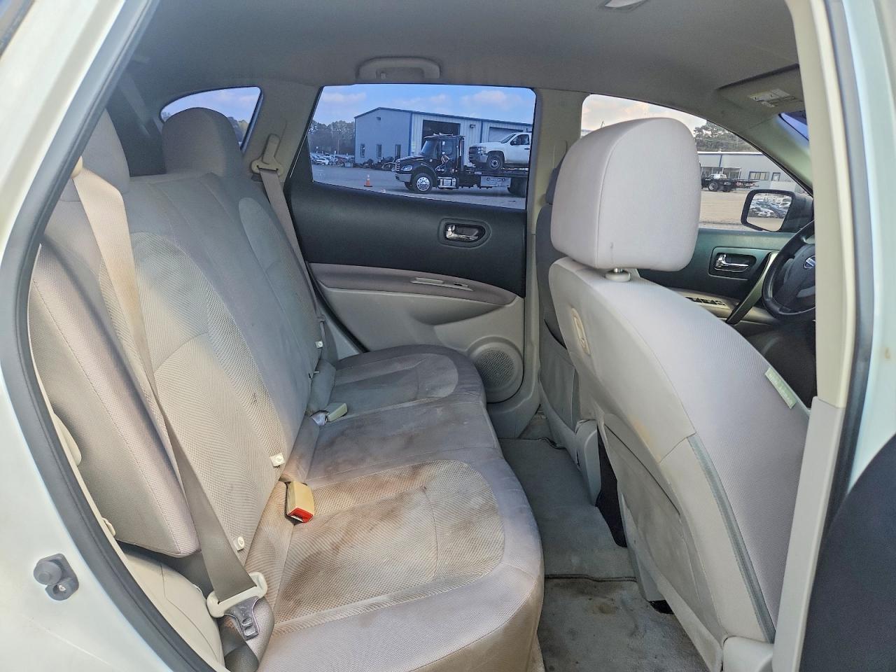 2013 NISSAN ROGUE
