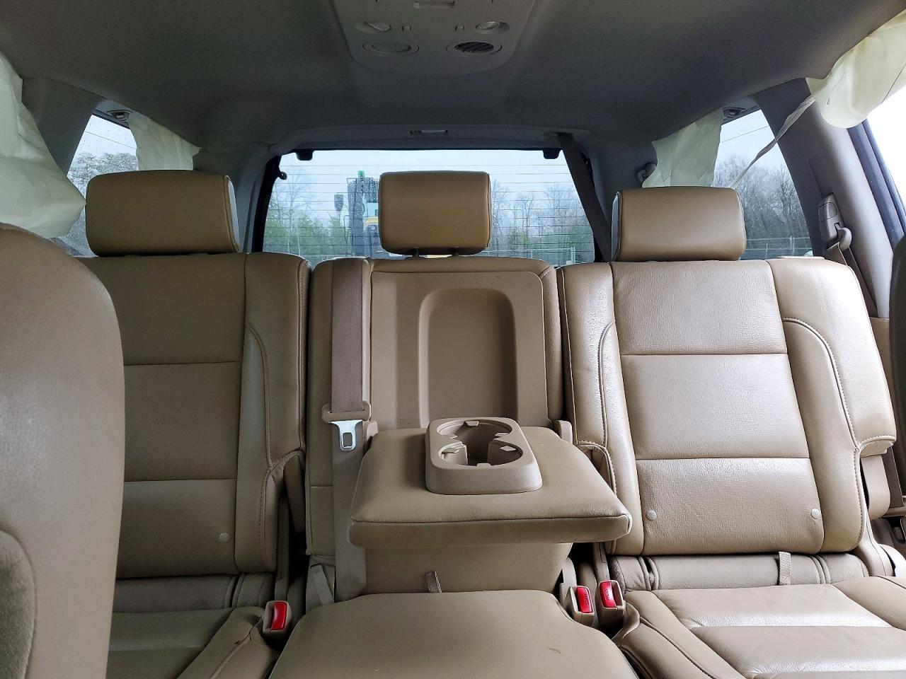 2011 NISSAN Armada