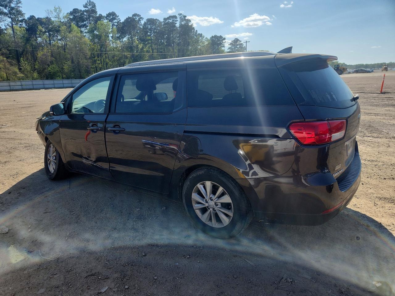 2015 KIA SEDONA
