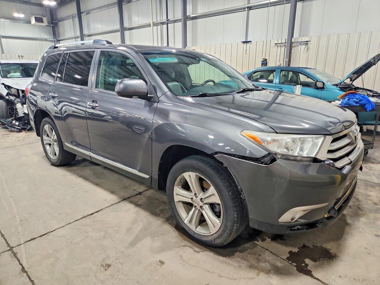 2012 TOYOTA HIGHLANDER