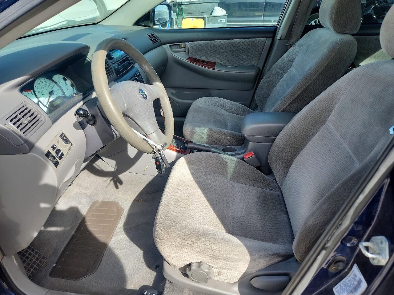 2004 TOYOTA COROLLA