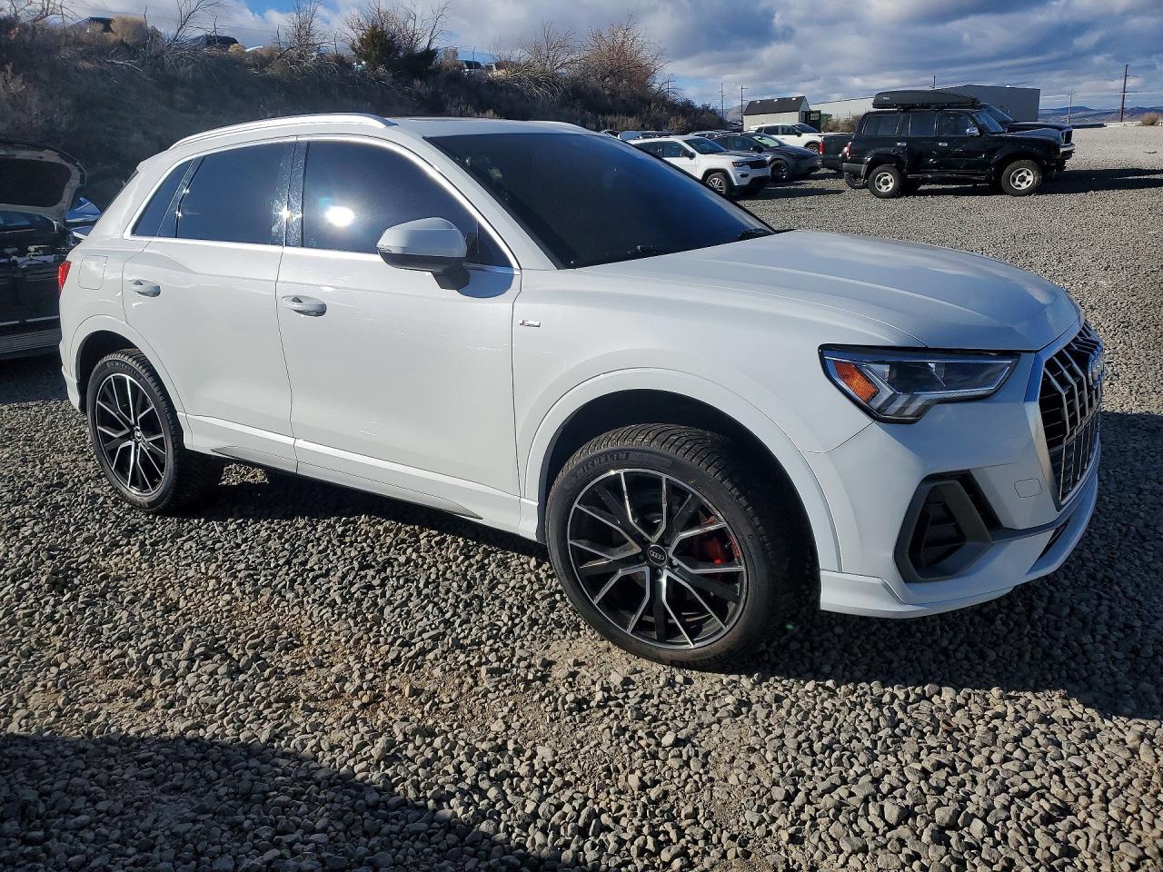2020 AUDI Q3