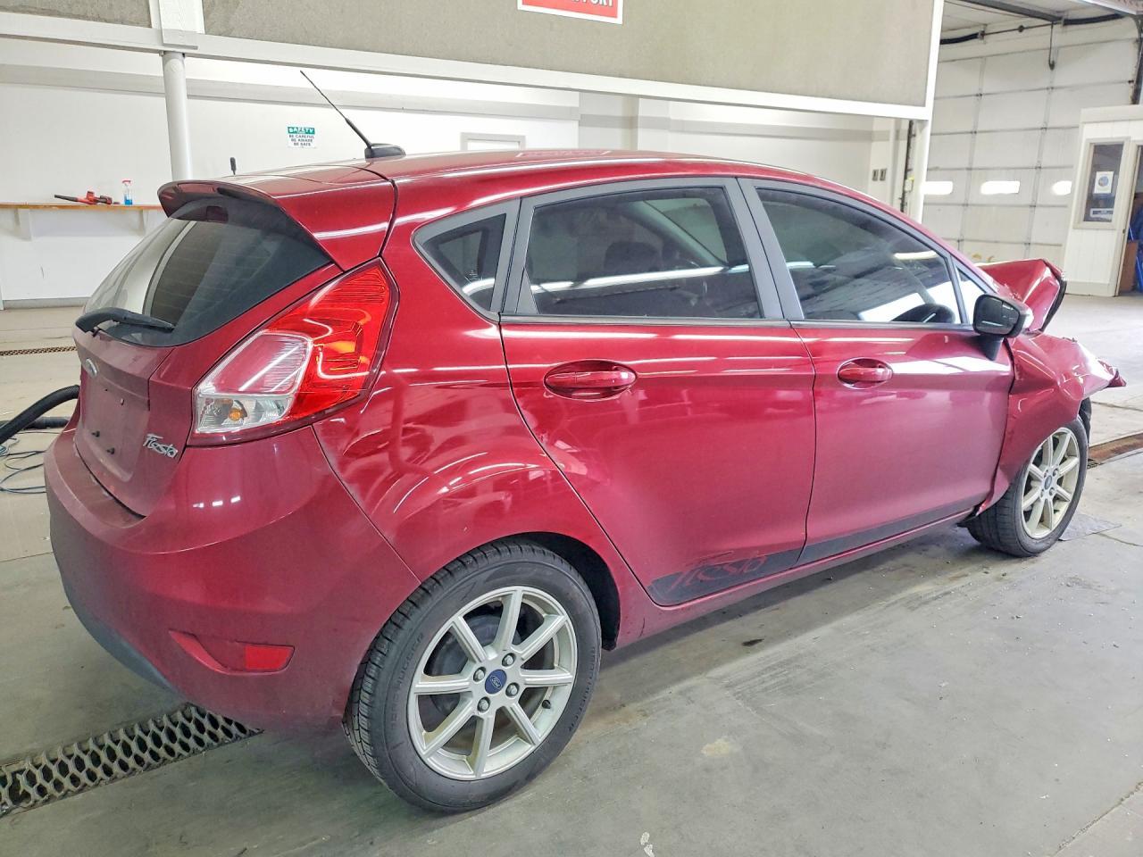 2016 FORD Fiesta