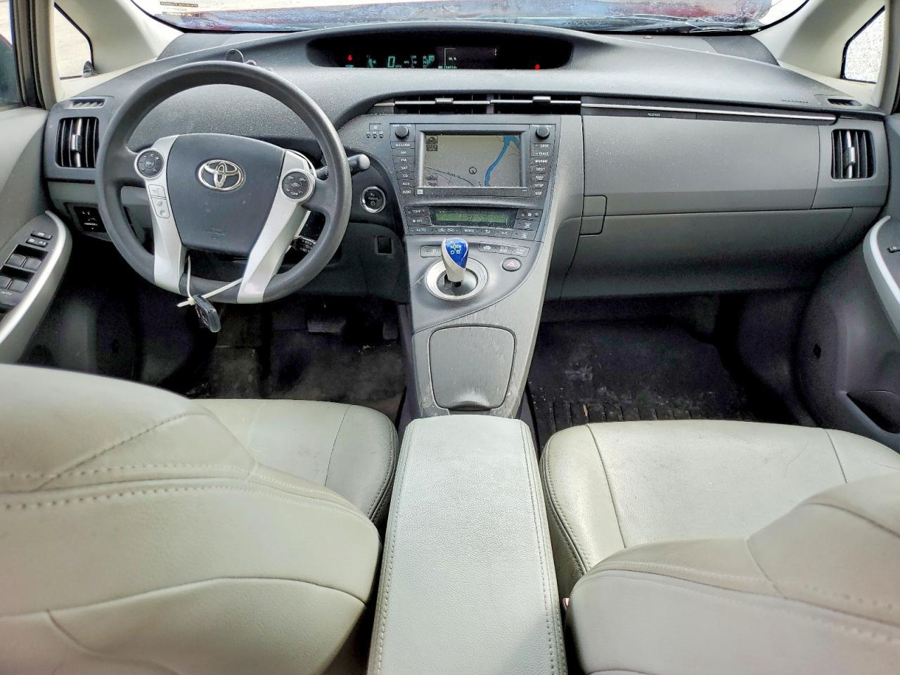 2010 TOYOTA PRIUS