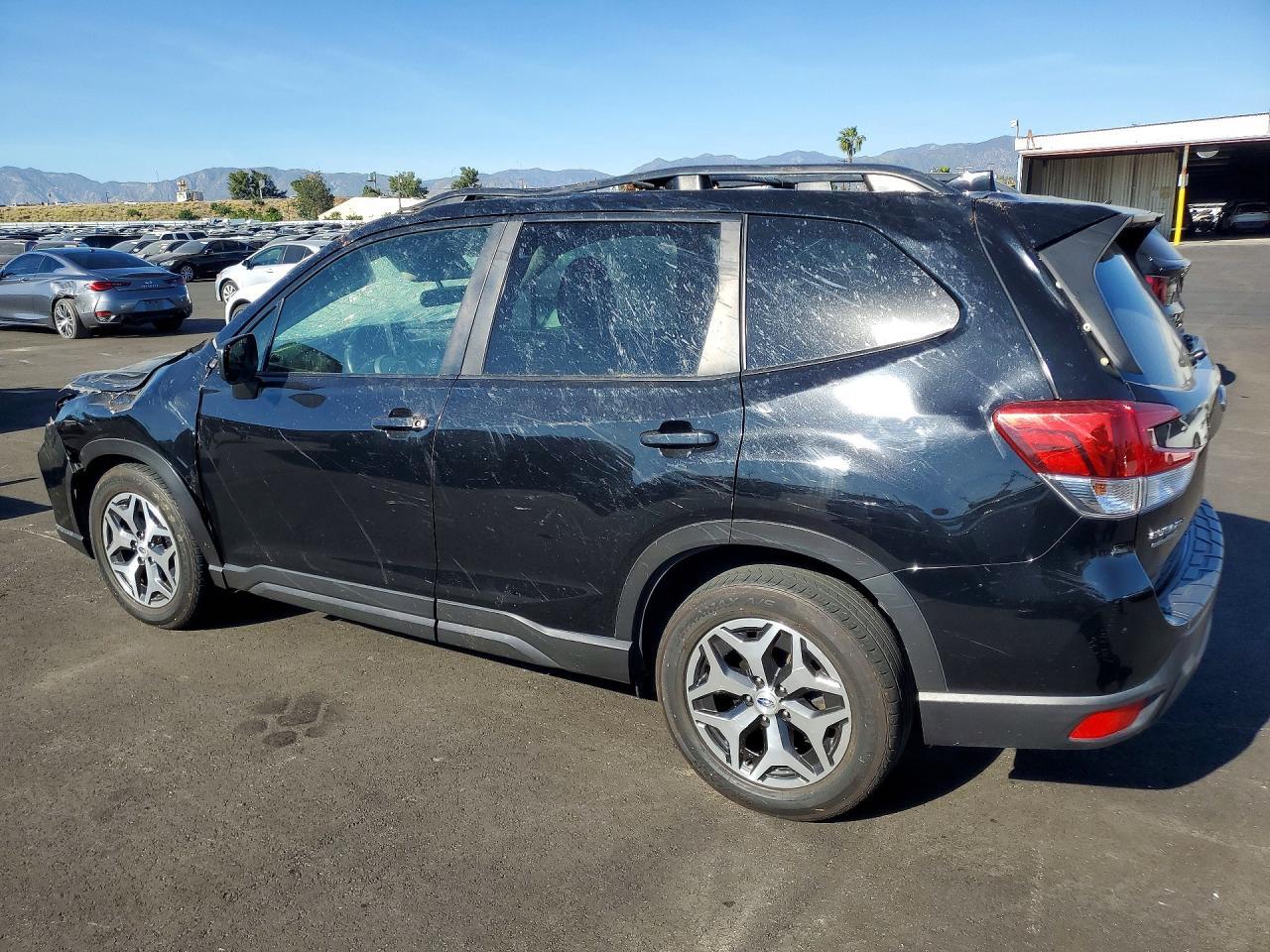 2019 SUBARU FORESTER