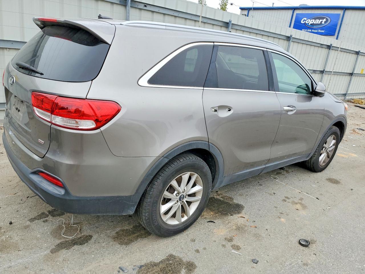 2016 KIA SORENTO