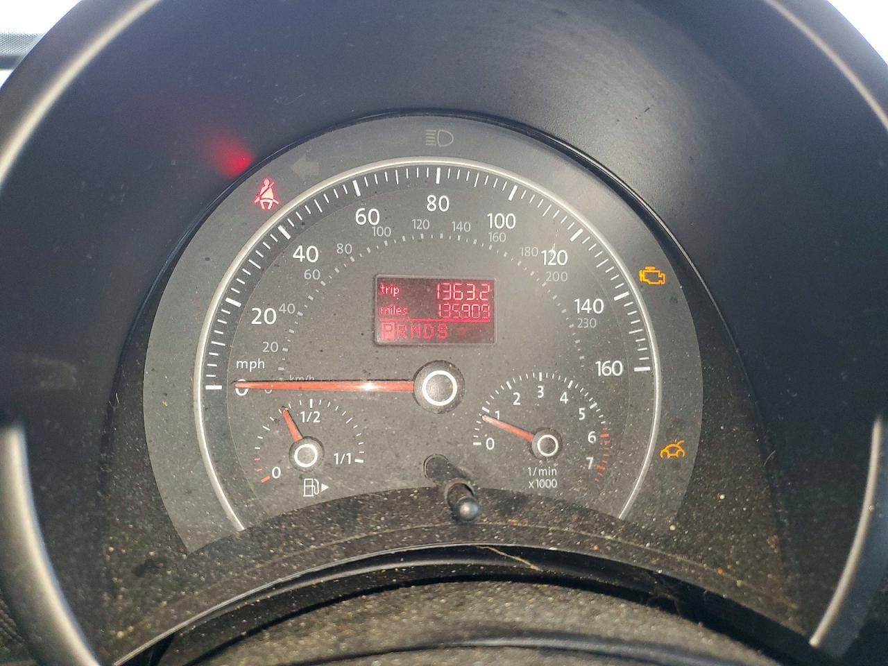 2010 VOLKSWAGEN Beetle