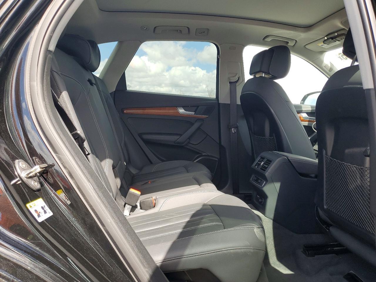 2022 AUDI Q5