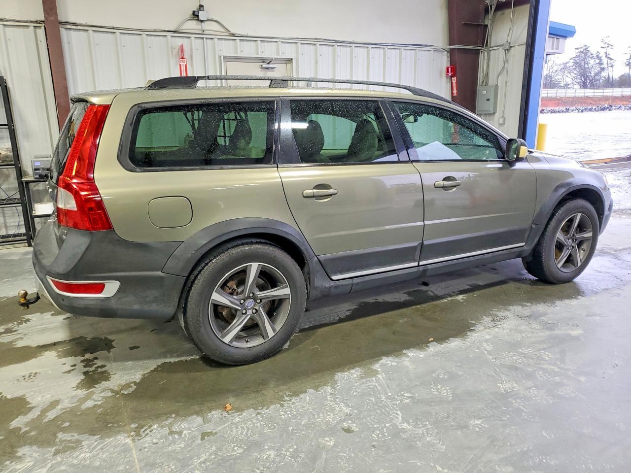 2009 VOLVO XC70