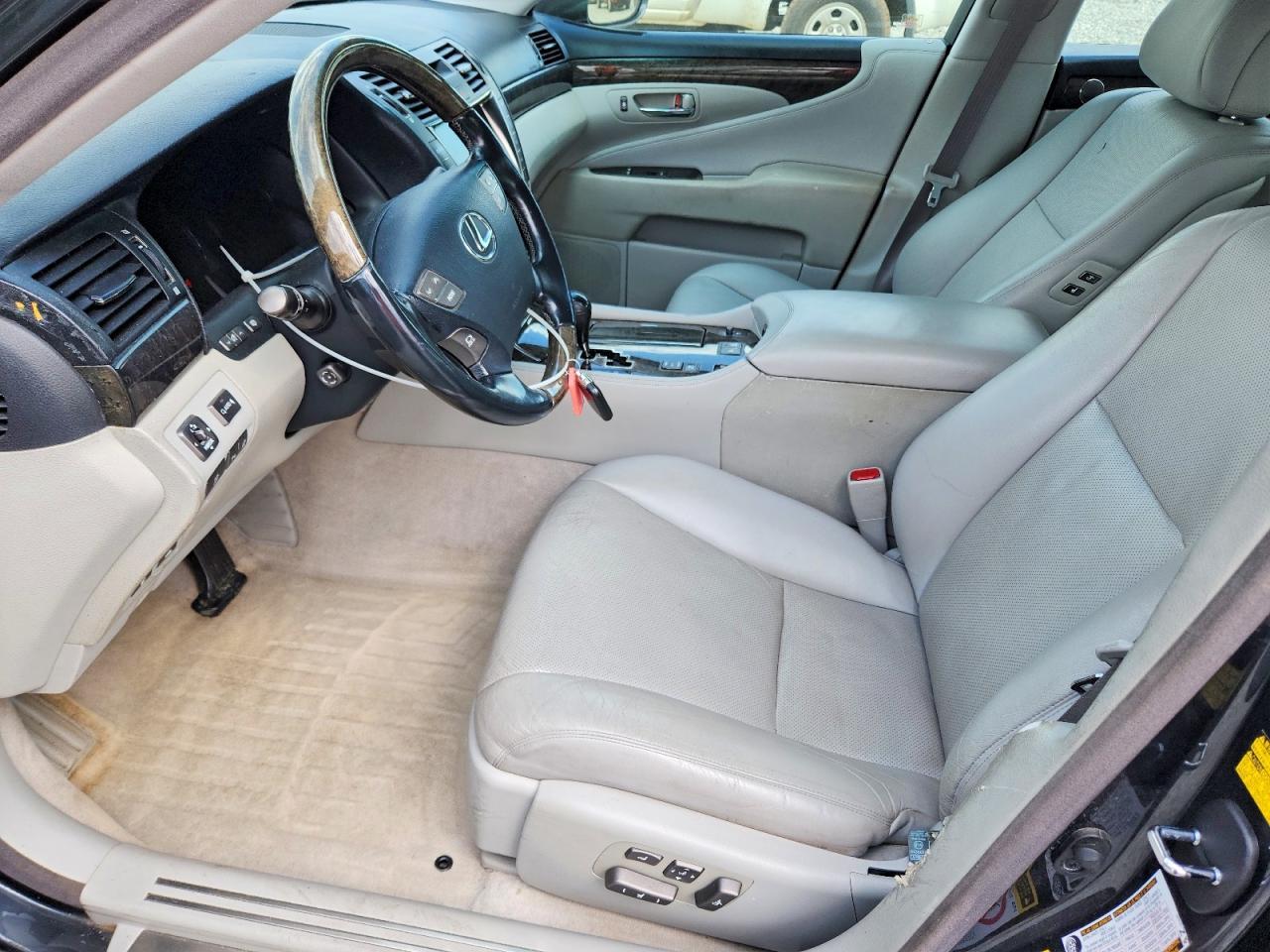 2007 LEXUS LS 460