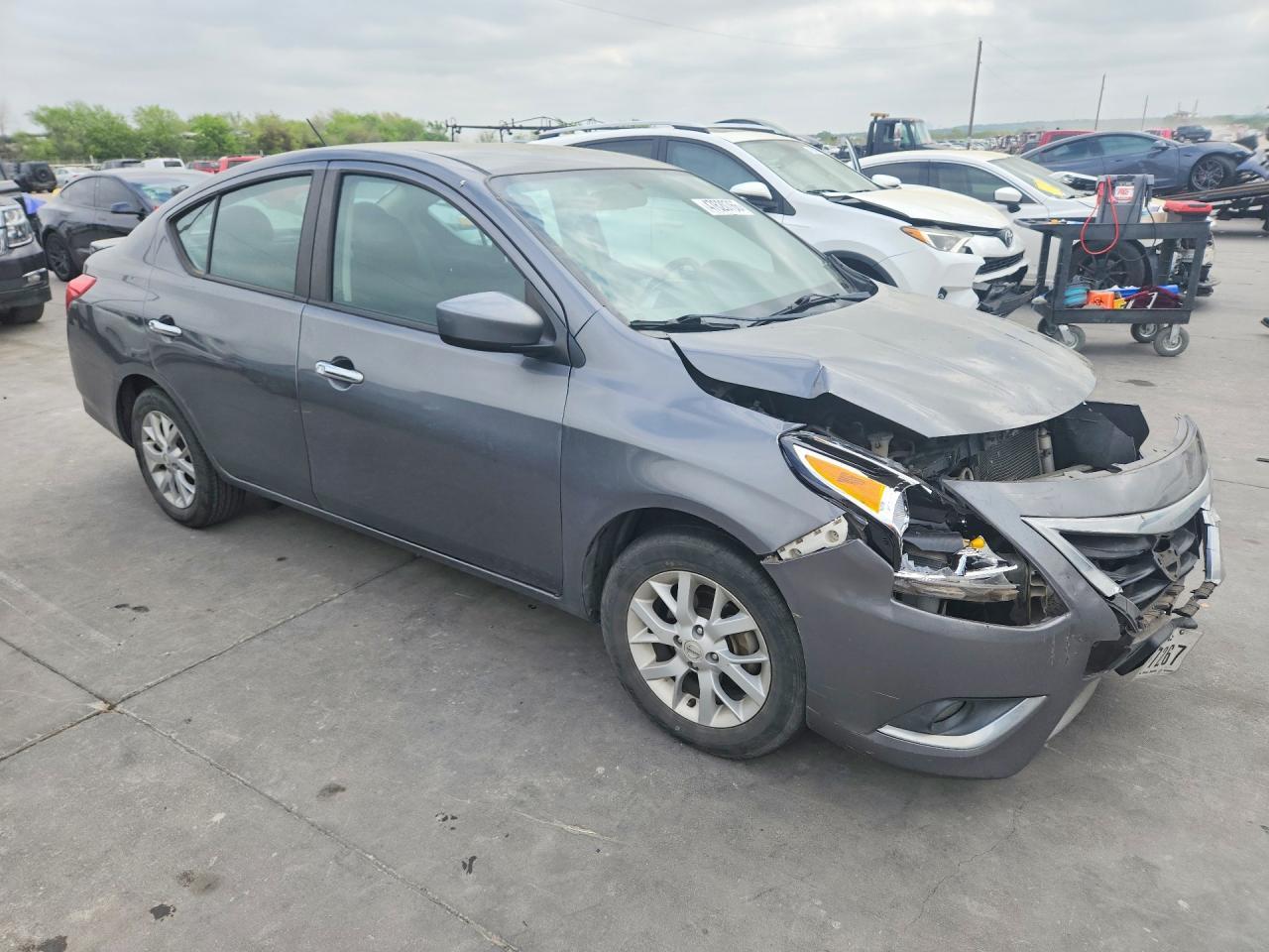 2018 NISSAN VERSA