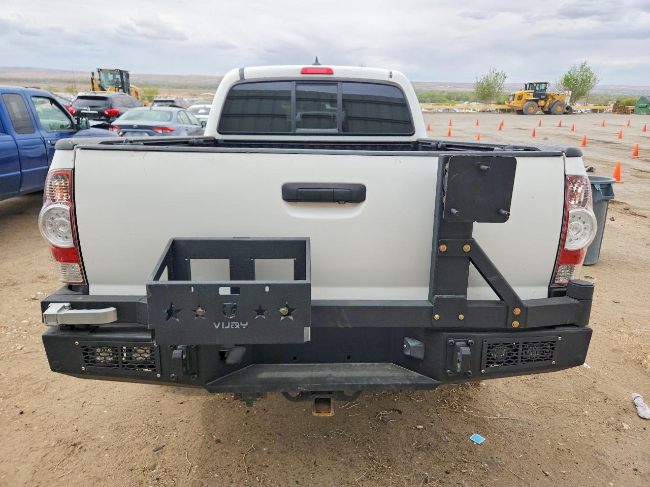 2012 TOYOTA TACOMA