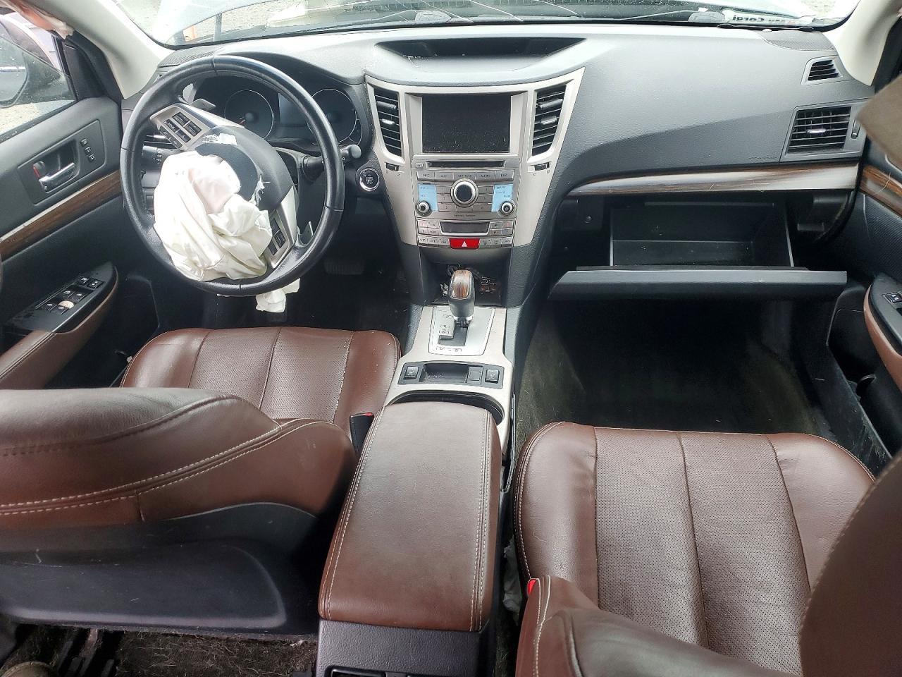 2013 SUBARU Outback