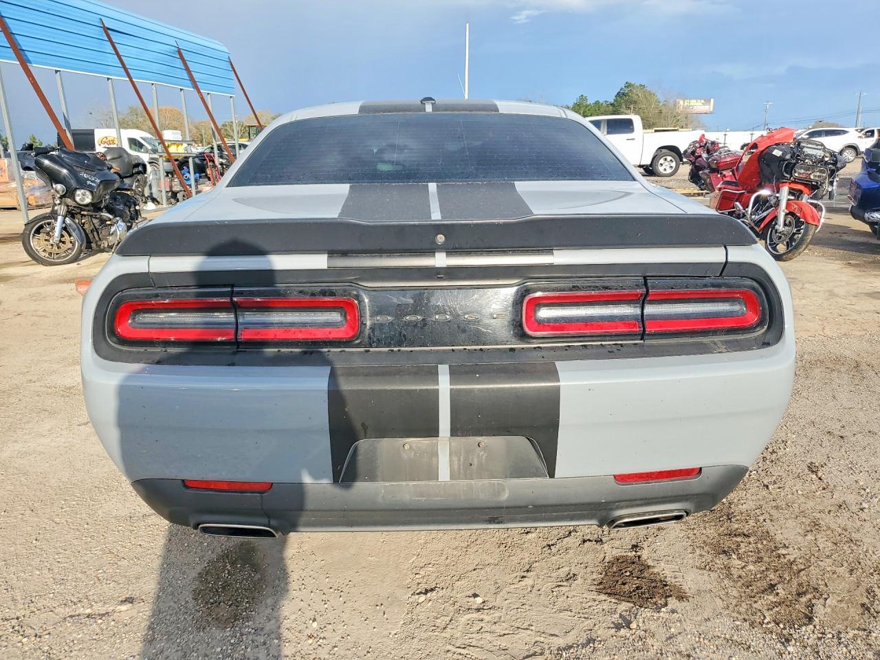 2020 DODGE Challenger