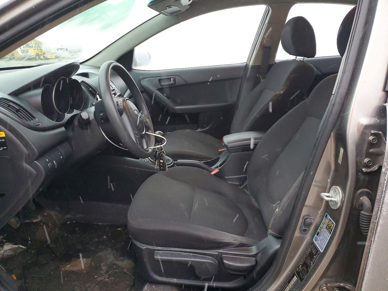 2010 KIA FORTE
