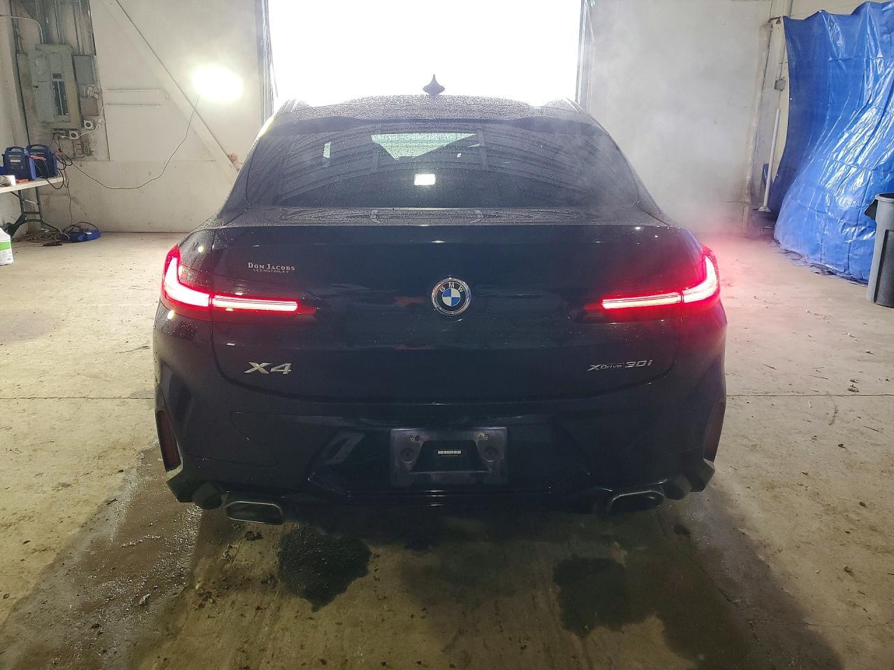 2022 BMW X4