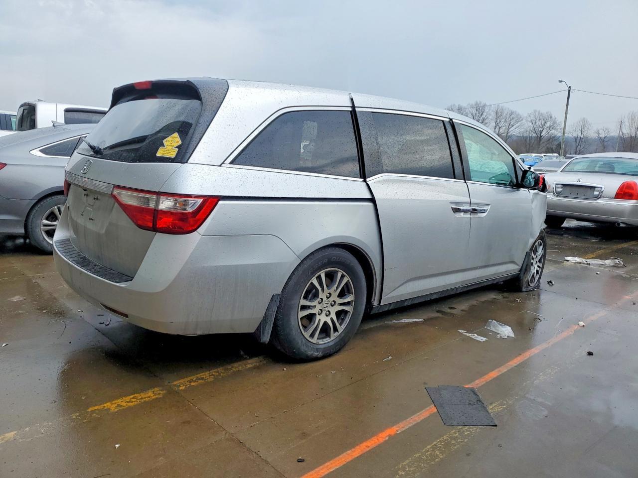 2011 HONDA ODYSSEY