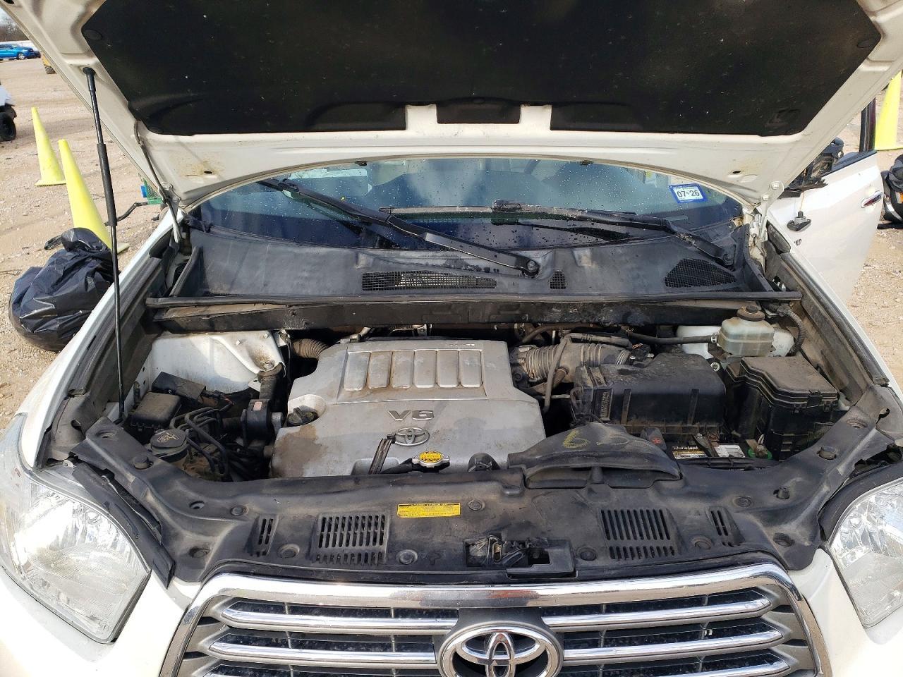 2009 TOYOTA HIGHLANDER