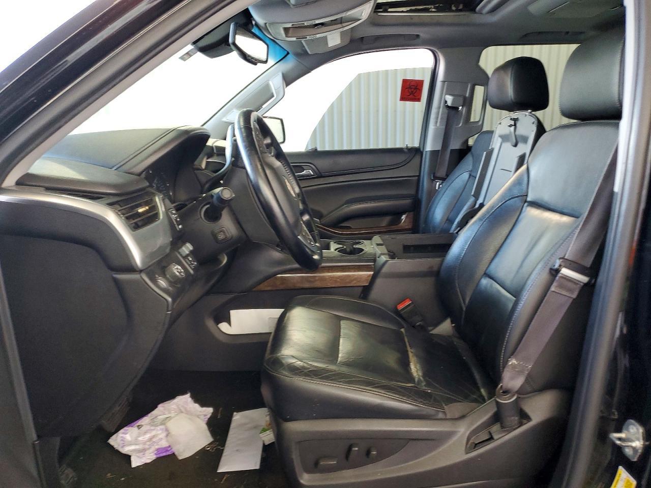 2016 CHEVROLET Suburban