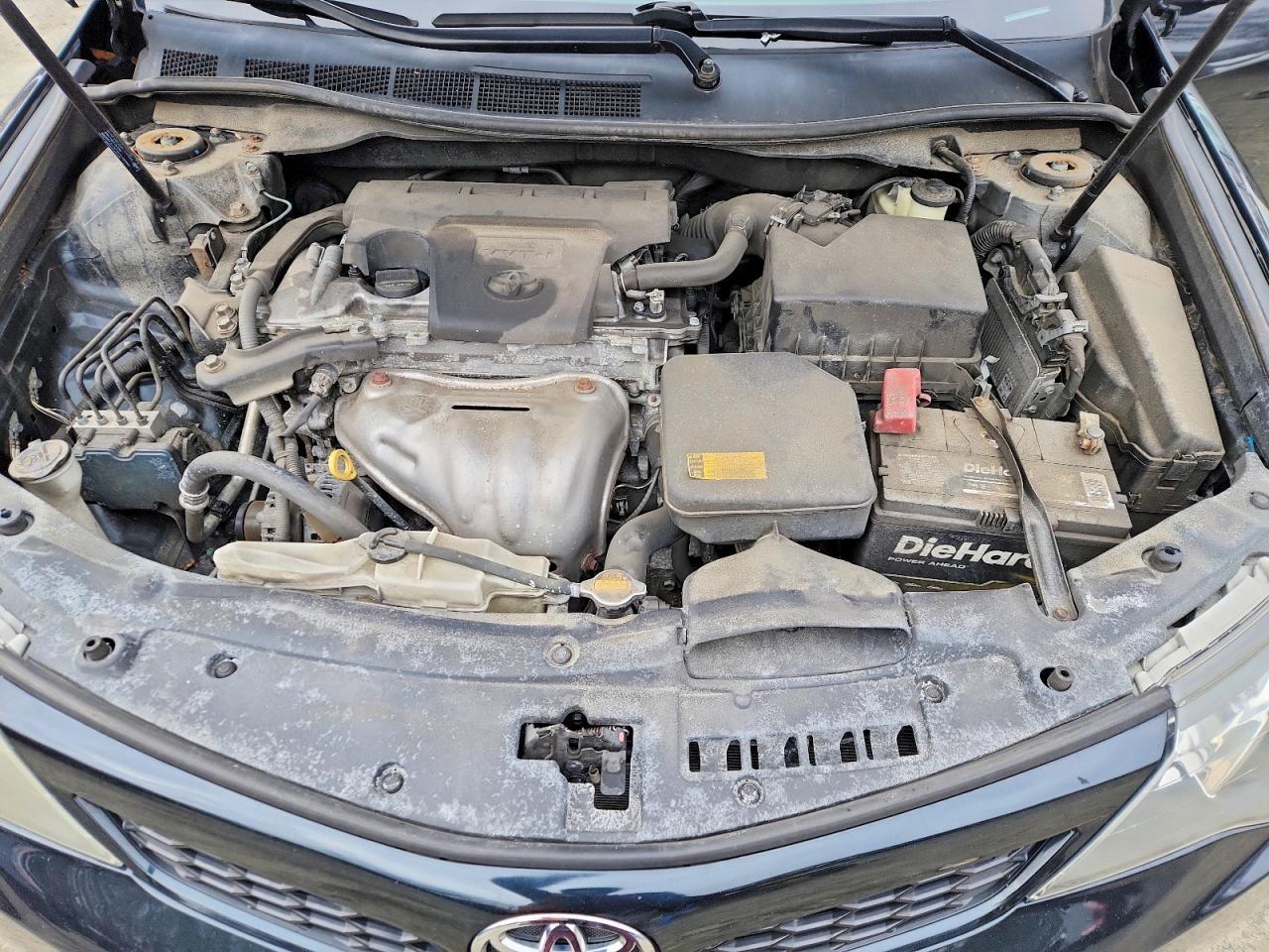 2014 TOYOTA CAMRY