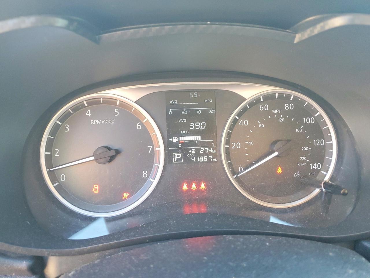 2024 NISSAN VERSA