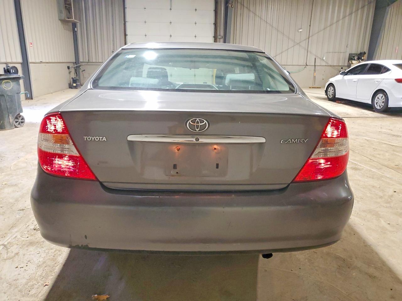 2004 TOYOTA CAMRY