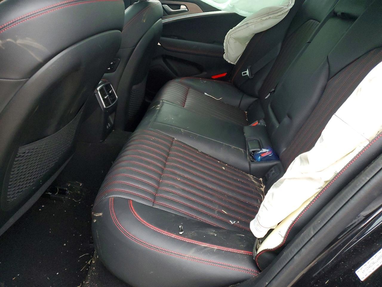 2024 GENESIS G70